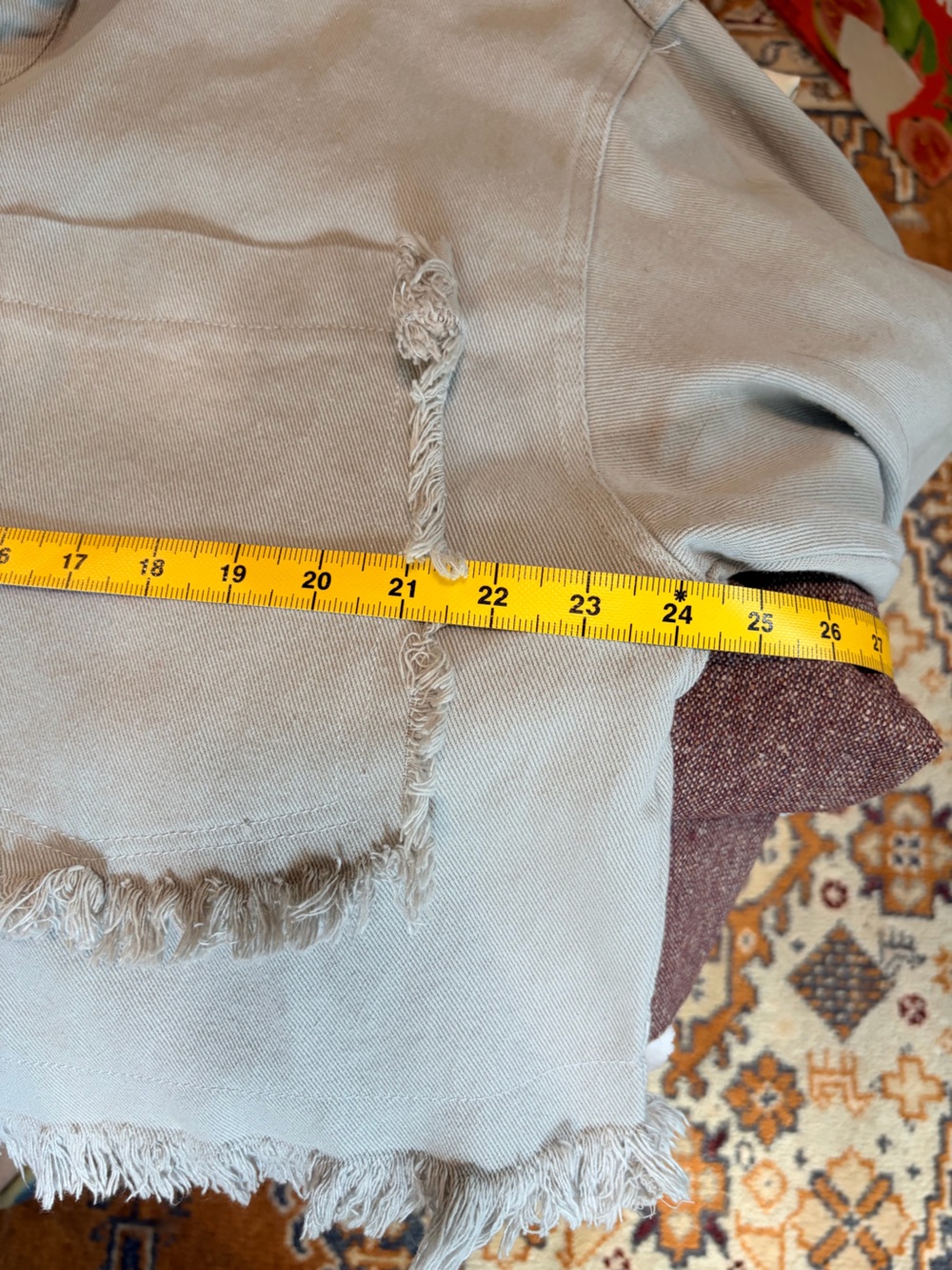 Boxy oversized cropped gray denim jacket with fringe buttons Boho southwestern - Picture 8 of 9